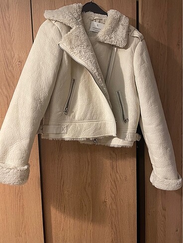 Sıfır gibi Stradivarius mont