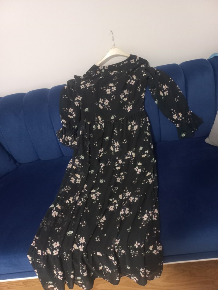 Çiçek Desenli şifon ve astarlı Siyah Uzun elbise. - Görsel 3