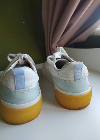 Bershka beyaz sneaker 38 numara - Görsel 5