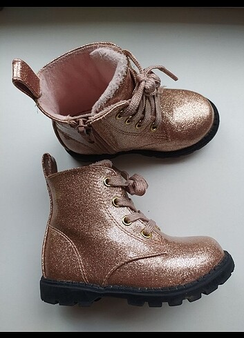 20 Beden pembe Renk H&M bot 20-21