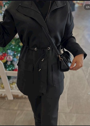 Kadın Siyah Deri Kamuflaj Desenli Kemerli Uzun Ceket - Görsel 4