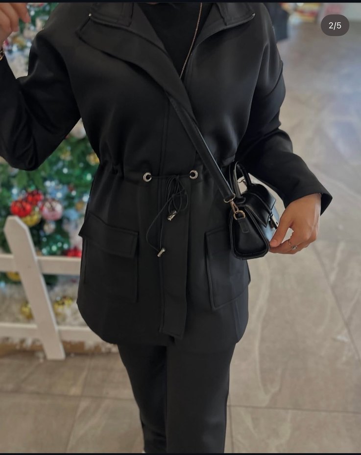 Kadın Siyah Deri Kamuflaj Desenli Kemerli Uzun Ceket - Görsel 4