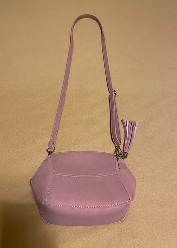 Püsküllü Pembe Süet Kadın Çanta