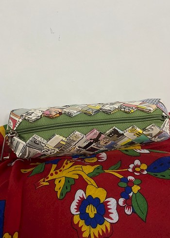 Geri Dönüşüm Kağıttan El Yapımı Kalemlik - Görsel 3