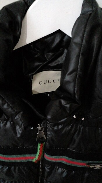 l Beden Gucci marka kapşonlu şişme mont