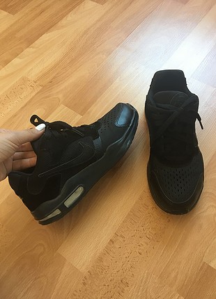 36 Beden siyah Renk Nike air spor ayakkabı