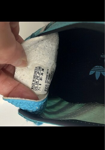 39,5 Beden Adidas ayakkabı