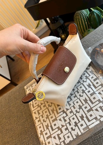 Longchamp