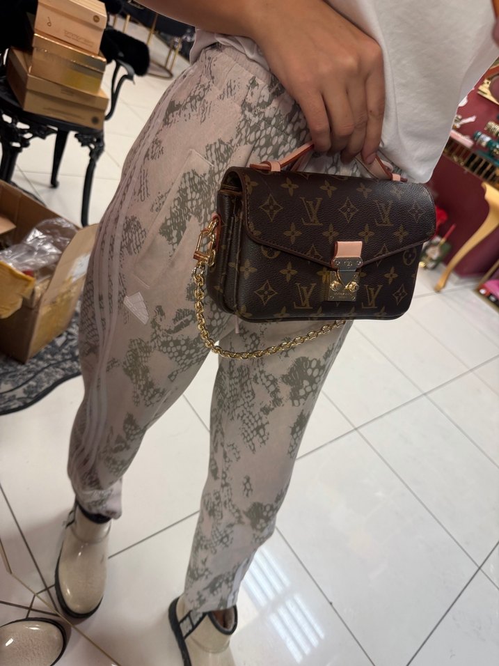 Lv çanta - Görsel 2