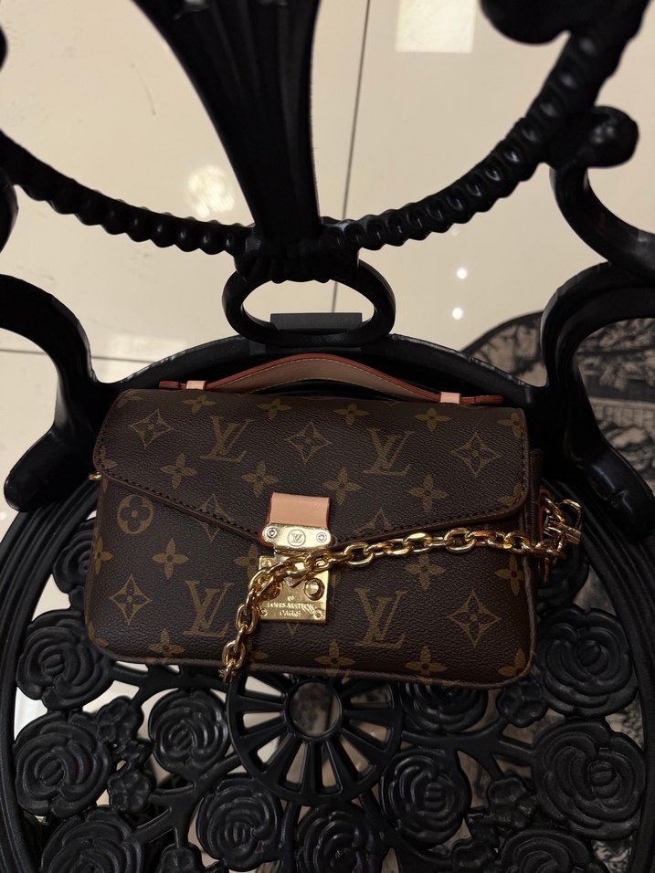 Lv çanta - Görsel 3