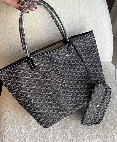 Goyard siyah