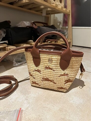  Beden Longchamp hasır çanta