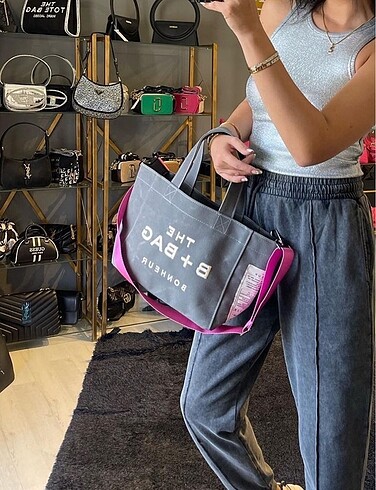 Tote bag