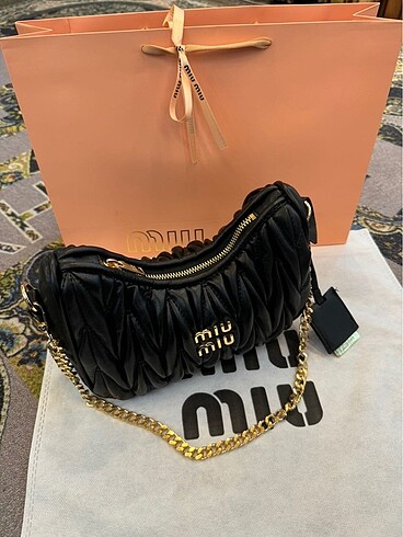 Miu miu çanta