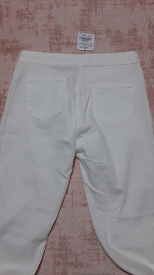 28 Beden beyaz Renk Pantolon