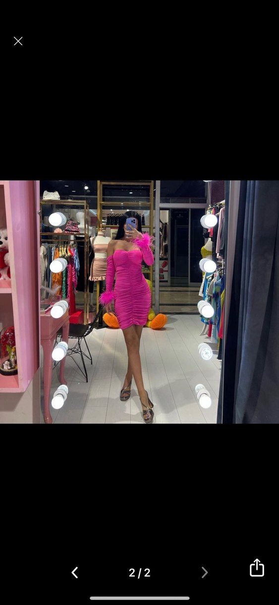 Pembe Tüy Detaylı Straplez elbise - Görsel 2