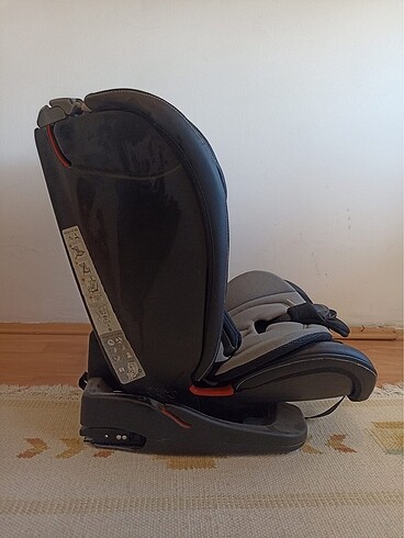 9- 36 kg Beden gri Renk Baby plus oto koltuğu