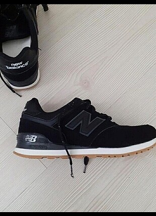 New Balance 574 model spor ayakkabı