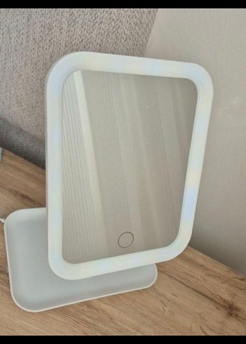 Beyaz LED Işıklı Masa Aynası