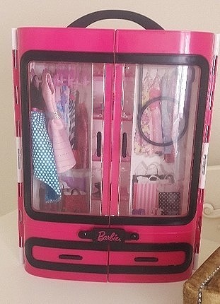 barbie gardrop ve bebek