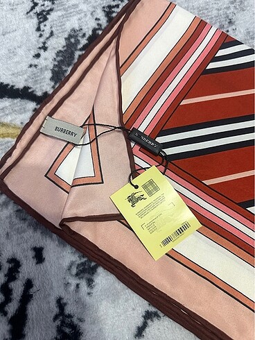 Beden Burberry eşarp ithal aa kalite