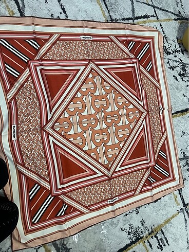 Beden çeşitli Renk Burberry eşarp ithal aa kalite