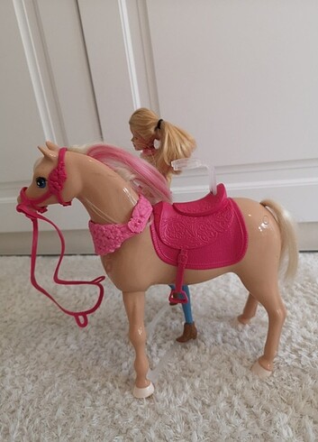  Beden Barbie dans eden atı