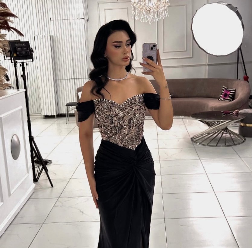 Siyah Uzun Abiye Elbise - Görsel 2