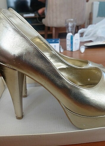 Diğer Gold Topuklu Ayakkabı 