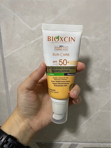 Bioxcin yağlı ciltler orjinal renkli güneş kremi