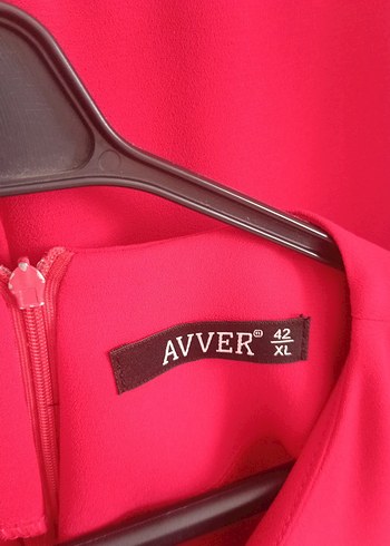 Kırmızı Uzun Kollu Fırfırlı takim Elbise - Görsel 4