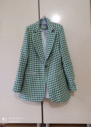 s Beden yeşil Renk Yeşil kazayağı blazer ceket tertemiz sadece iki kez kullandım şu