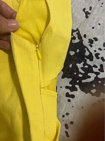 m Beden sarı Renk Zara sırt dekolteli mini elbise