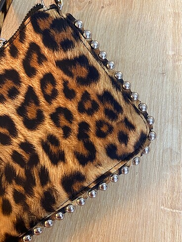 Zara Zara leopar desen çanta