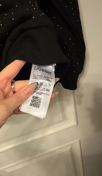 m Beden Guess sweatshirt