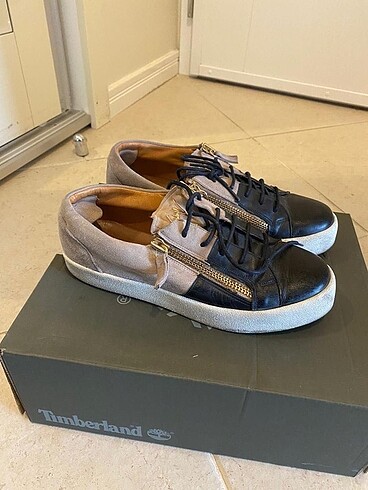 İTHAL ZANOTTİ AYAKKABI
