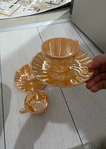 Parlak Bej Cam Fincan ve Tabak Seti - Görsel 3