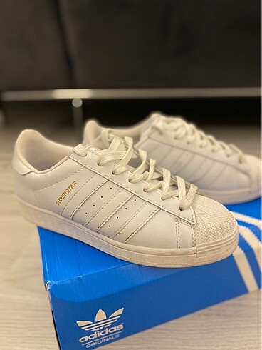 Adidas Superstar