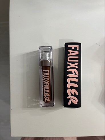 Huda Beauty ORIJINAL, HUDA BEAUTY LIPGLOSS, COCO RENGİ