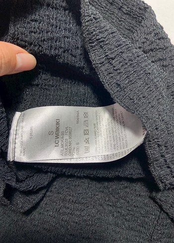 Siyah Kolsuz Yüksek Yakalı bluz - Görsel 4