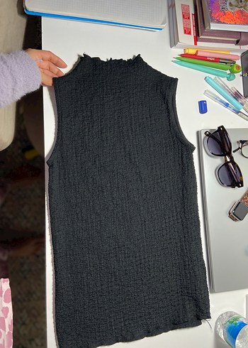 Siyah Kolsuz Yüksek Yakalı bluz - Görsel 3