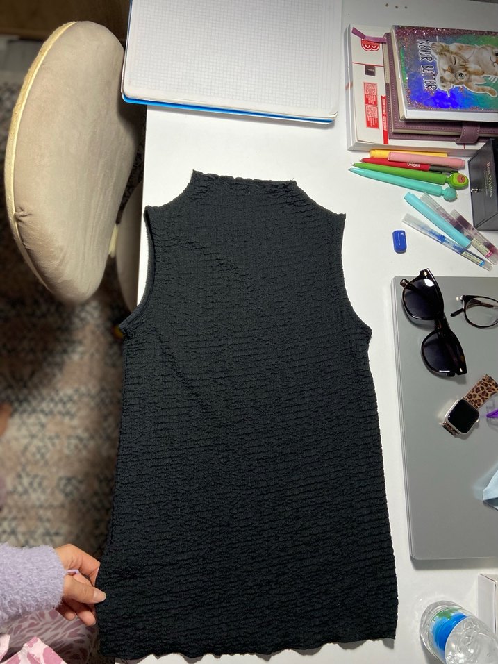 Siyah Kolsuz Yüksek Yakalı bluz - Görsel 2