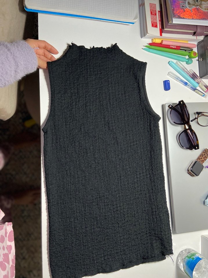 Siyah Kolsuz Yüksek Yakalı bluz - Görsel 3