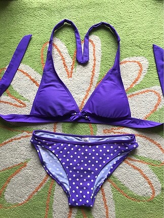 Mor bikini