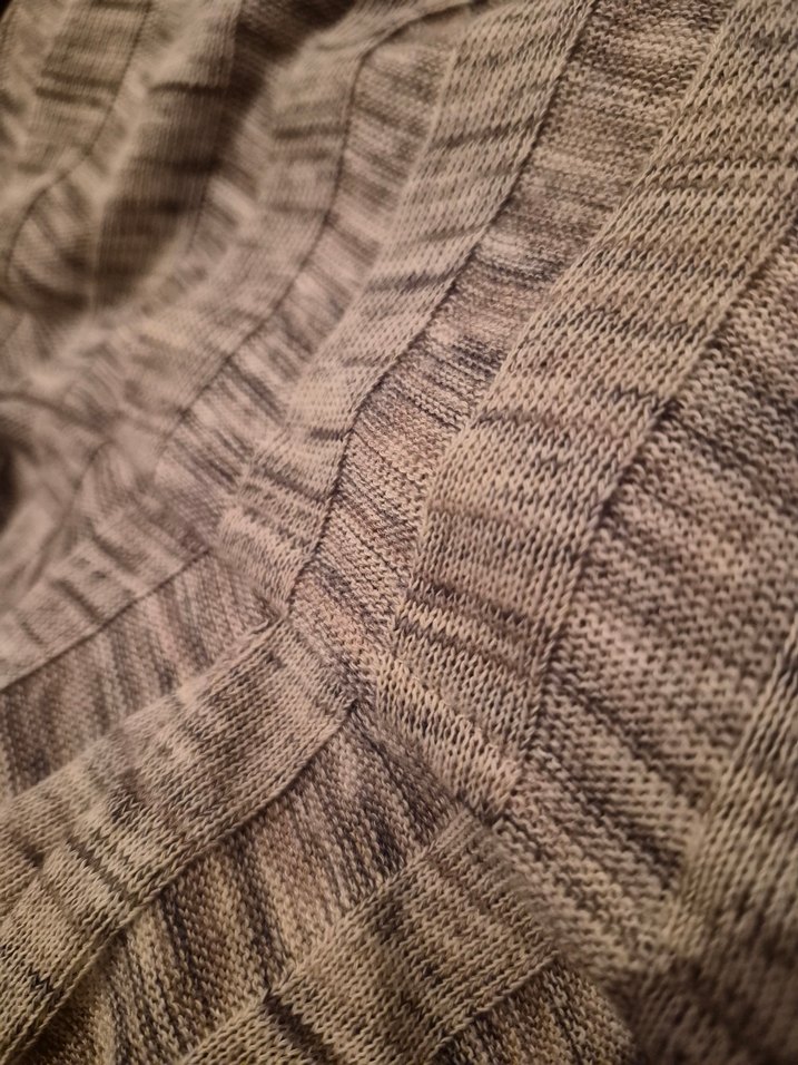 Uzun Kollu Bej Örgü Hırka - Görsel 2