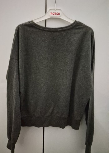 Crop Gri Baskılı Kadın Sweatshirt - Görsel 2