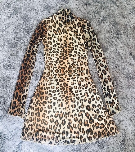 xs Beden Bershka Leopar Kısa Elbise