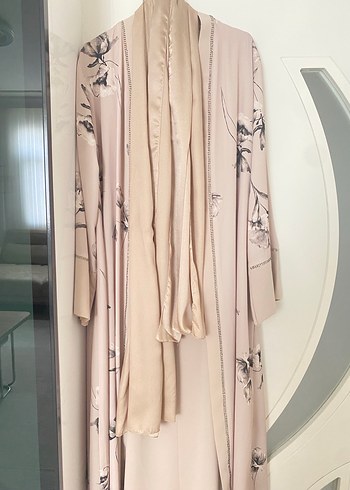 Bej Uzun Kollu taşlı abaya ipek tesettür abaya - Görsel 6