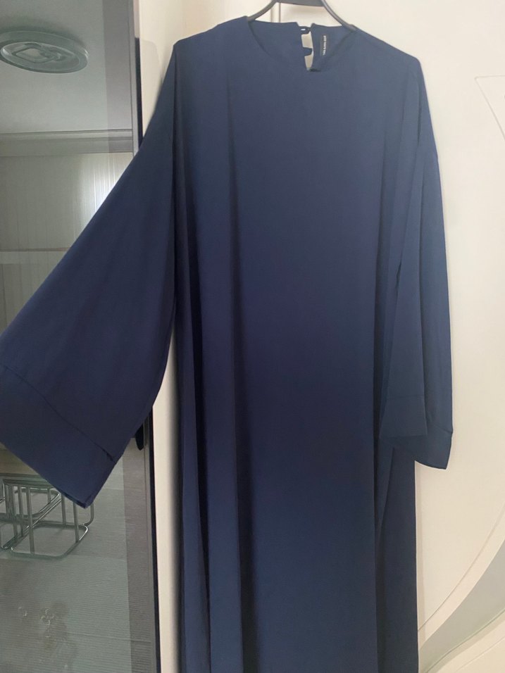 Uzun Lacivert tesettür şallı abaya - Görsel 5