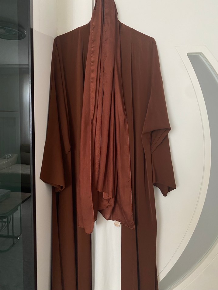 tesettür abaya ikili takım kahverengi takım şal ve kemerli takım - Görsel 4